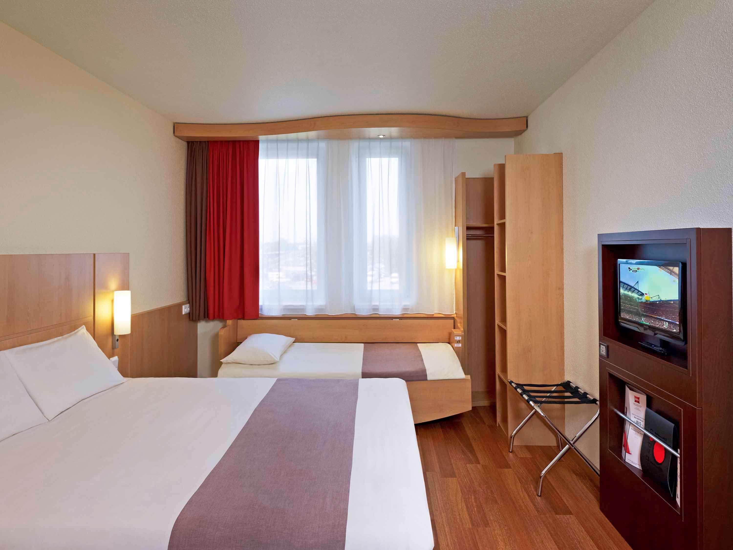 Ibis Krakow Stare Miasto Esterno foto