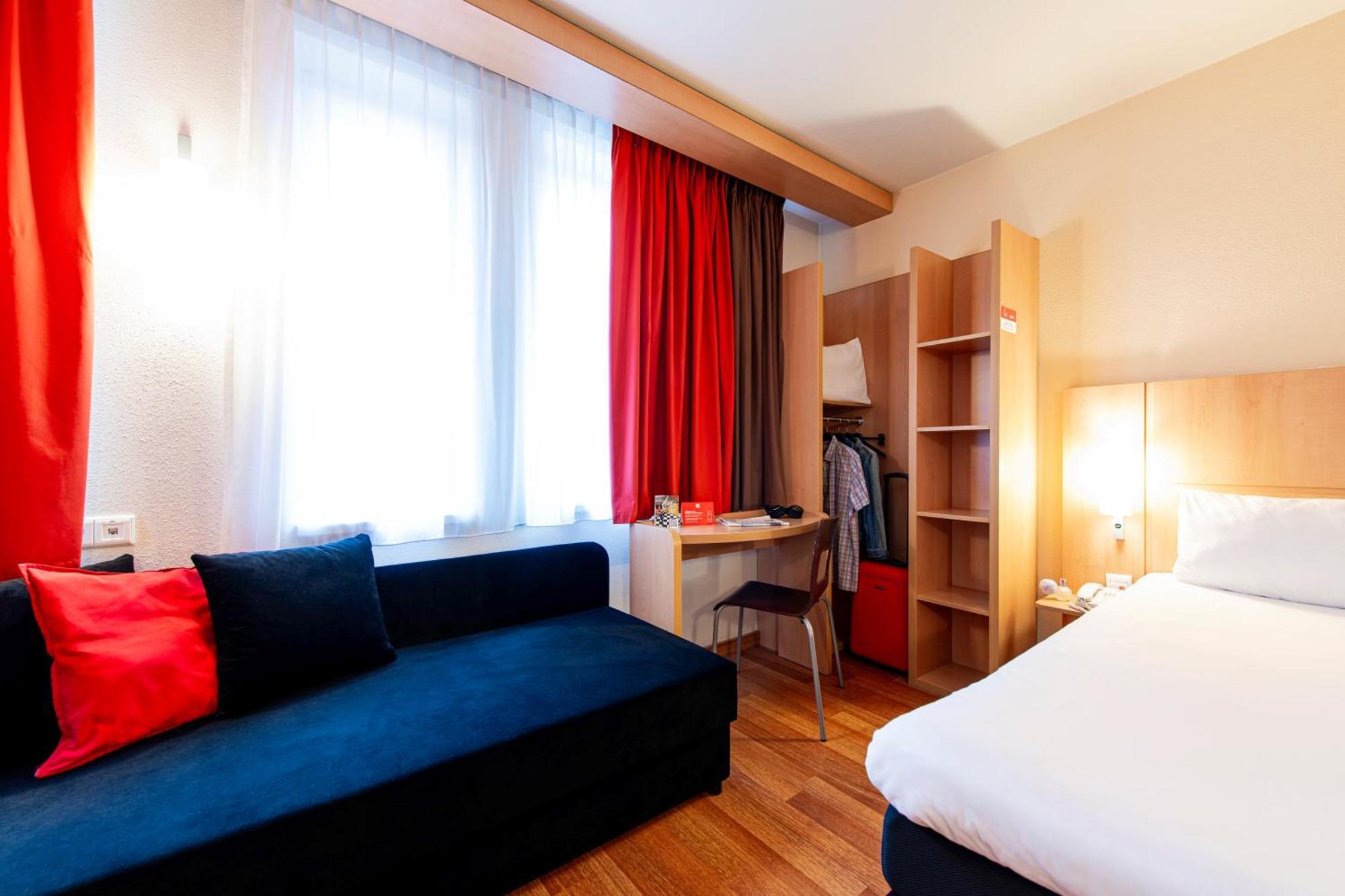 Ibis Krakow Stare Miasto Esterno foto